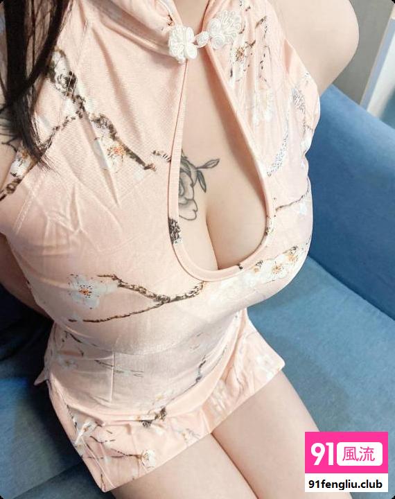 旗袍大熊妹妹